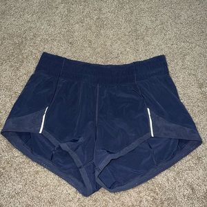 Lululemon shorts size 6